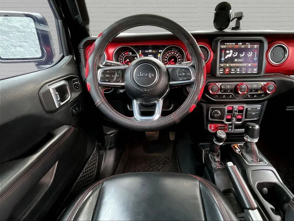 Jeep Wrangler photo 8