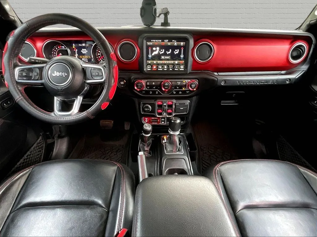 Jeep Wrangler photo 7