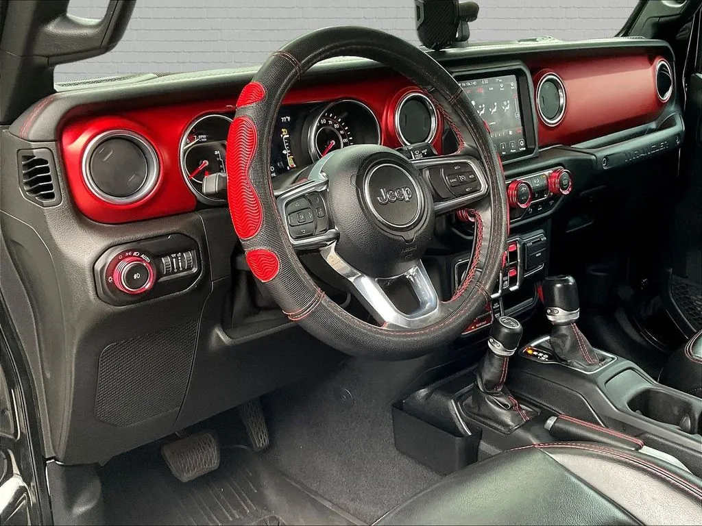 Jeep Wrangler photo 15
