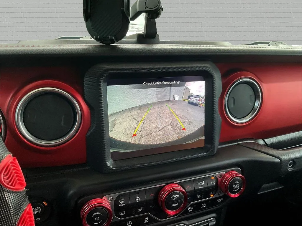 Jeep Wrangler photo 14