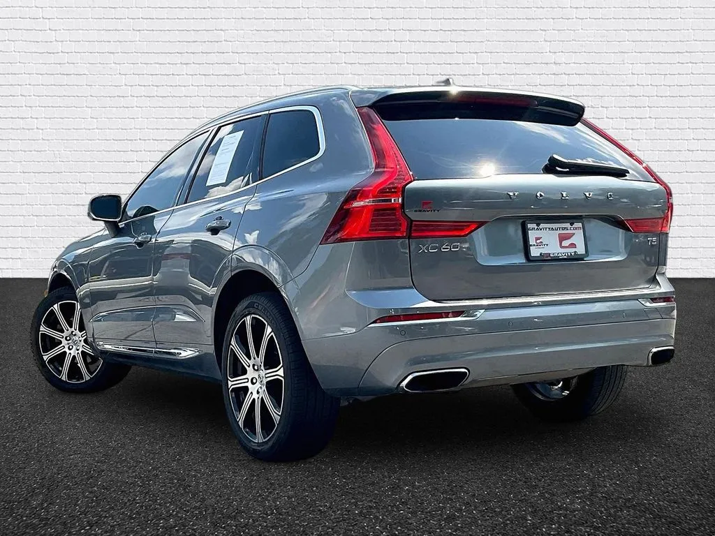 Volvo XC60 photo 4