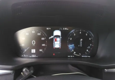 More photos of 2021 Volvo XC60 T5 Inscription at Gravity Autos Roswell, GA