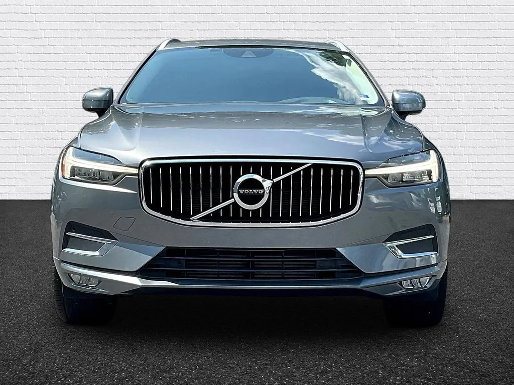 Volvo XC60 photo 2