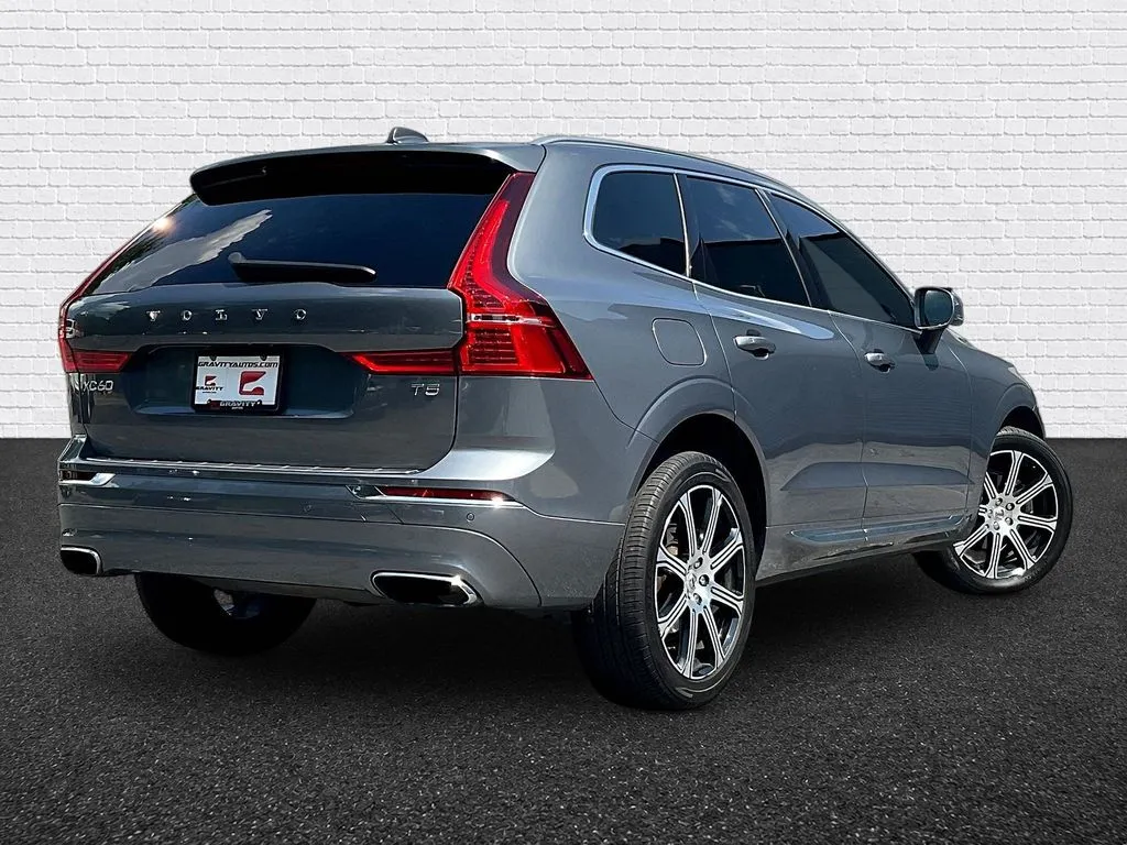 Volvo XC60 photo 6