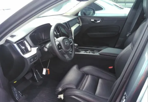 More photos of 2021 Volvo XC60 T5 Inscription at Gravity Autos Roswell, GA