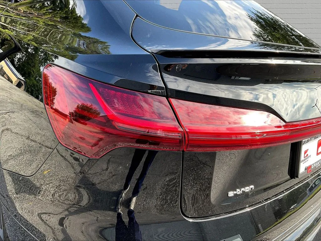 Audi e-tron Sportback photo 19