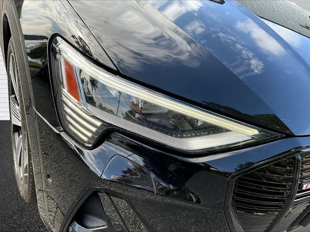 Audi e-tron Sportback photo 25