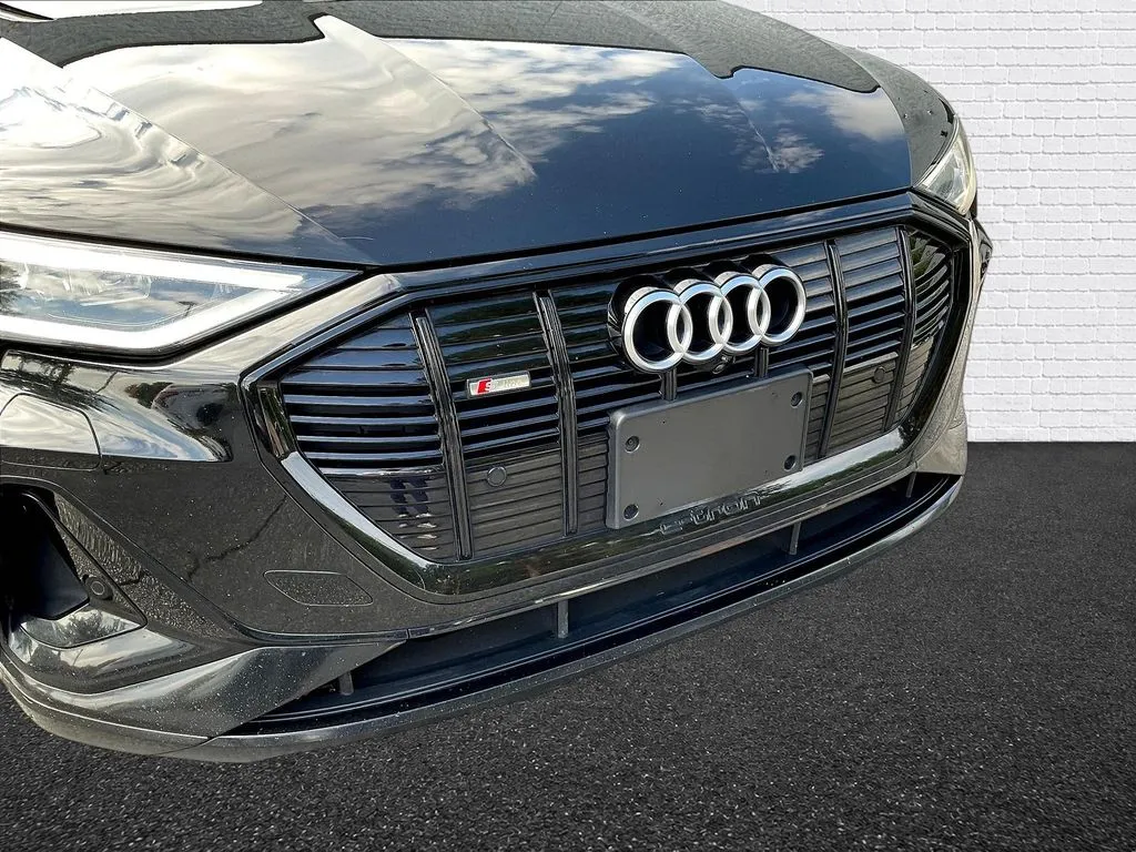 Audi e-tron Sportback photo 26