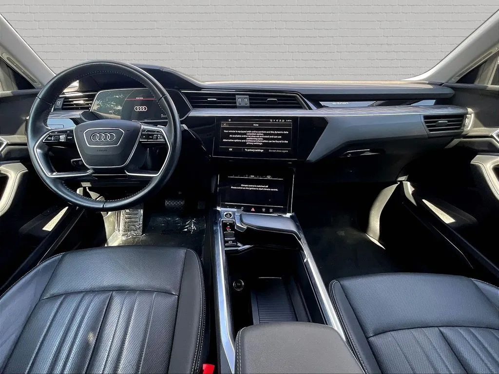 Audi e-tron Sportback photo 7