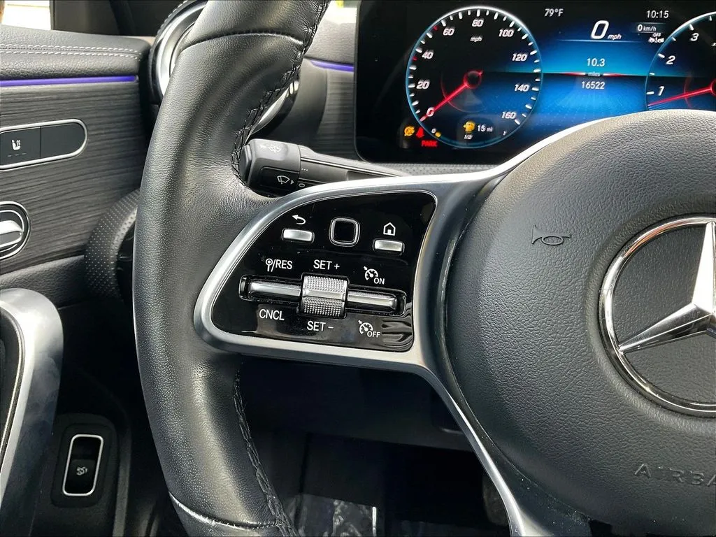 Mercedes-Benz CLA photo 11