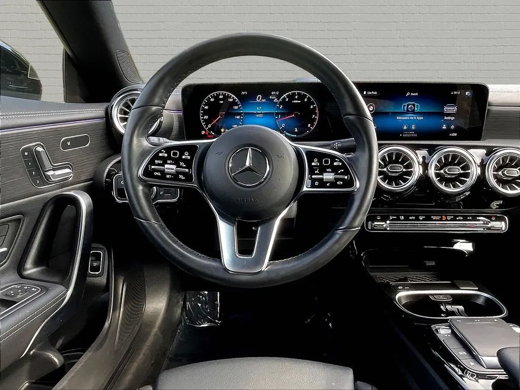 Mercedes-Benz CLA photo 8