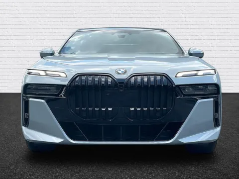 Photos of 2023 BMW 7 Series 740i for sale in Roswell, GA at Gravity Autos Roswell