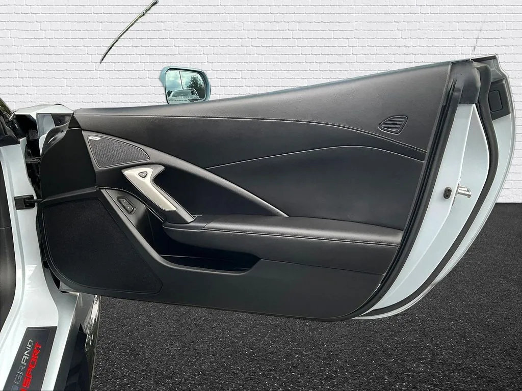 Chevrolet Corvette photo 20