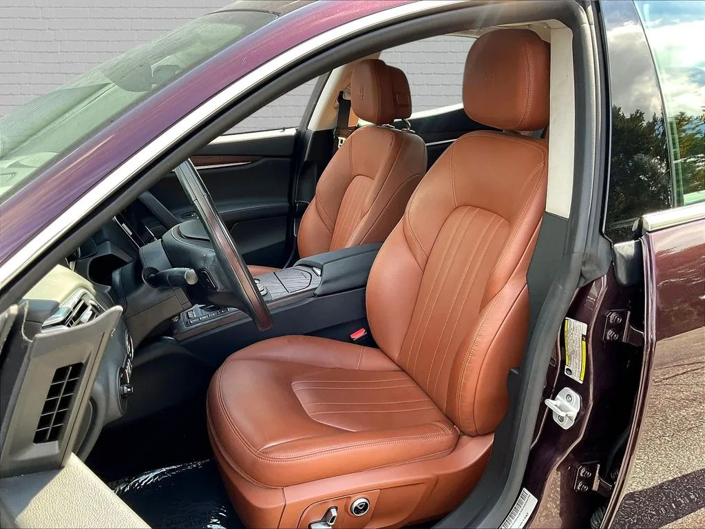 Maserati Ghibli photo 19