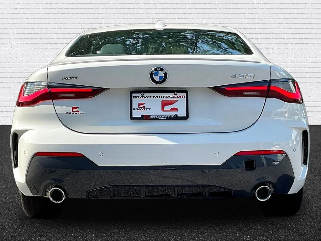 BMW 4 Series photo 5