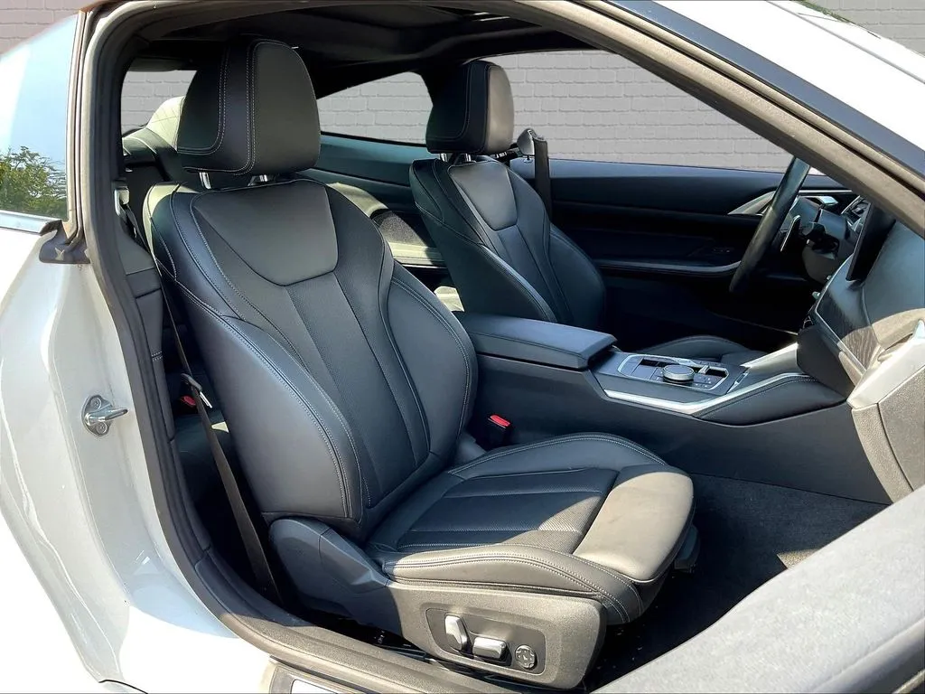BMW 4 Series photo 25