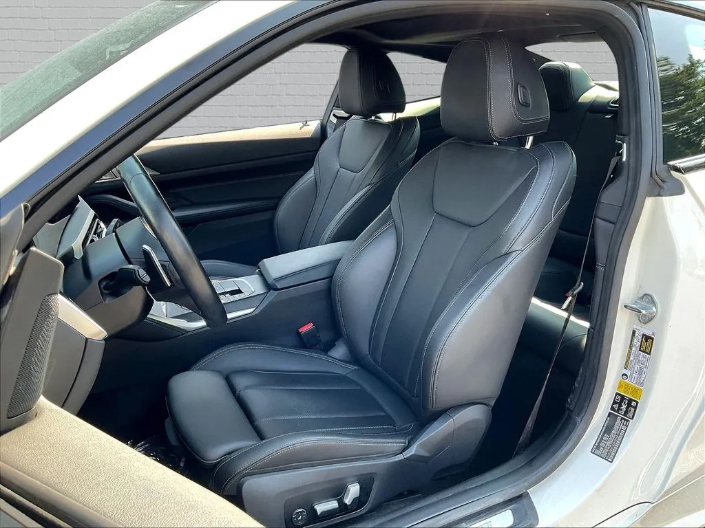BMW 4 Series photo 18