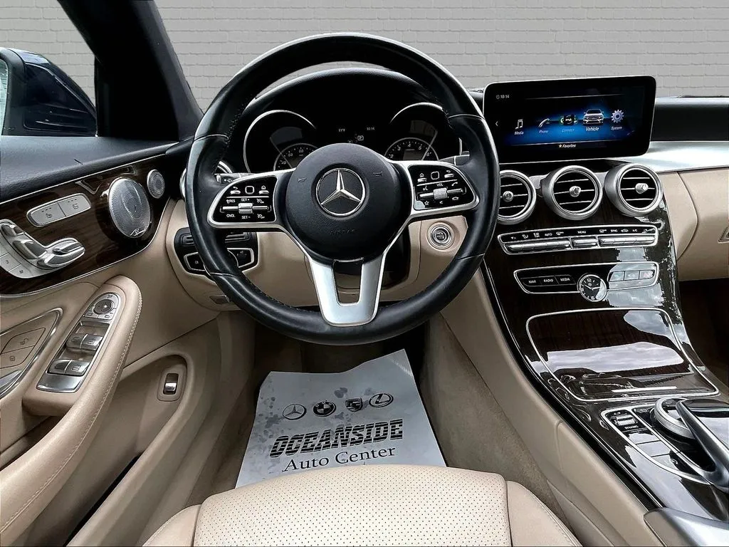 Mercedes-Benz C-Class photo 8