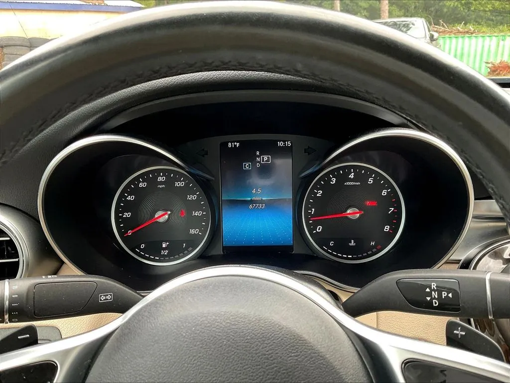 Mercedes-Benz C-Class photo 13