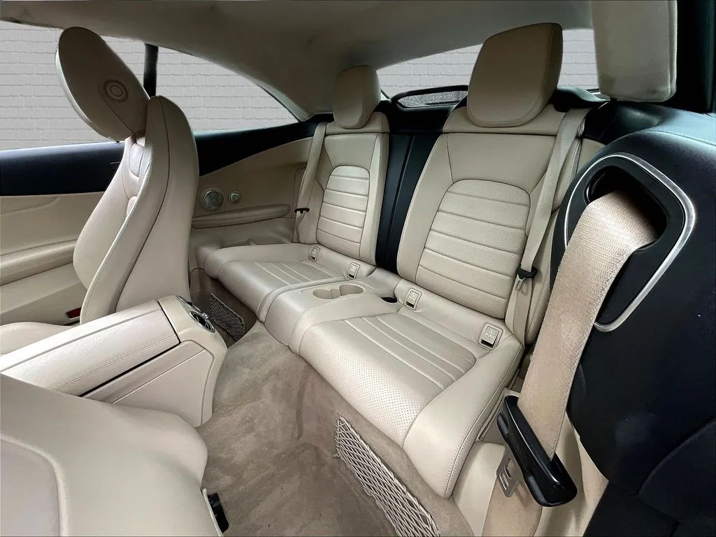 Mercedes-Benz C-Class photo 20