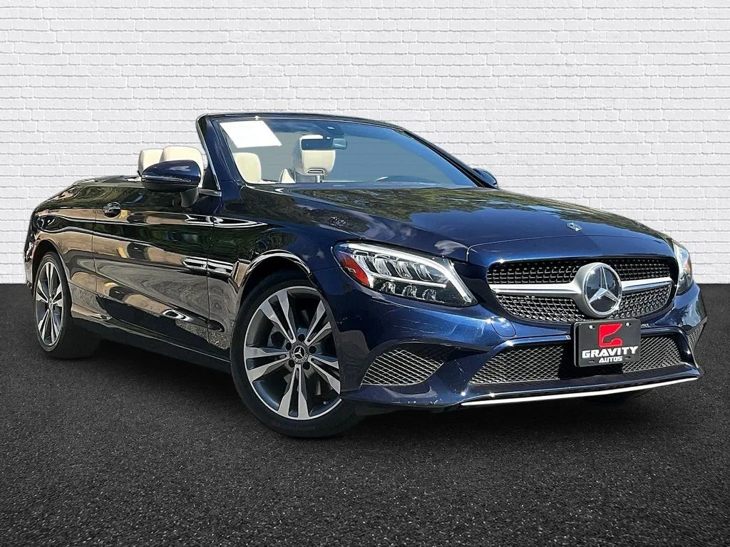 Mercedes-Benz C-Class photo 3
