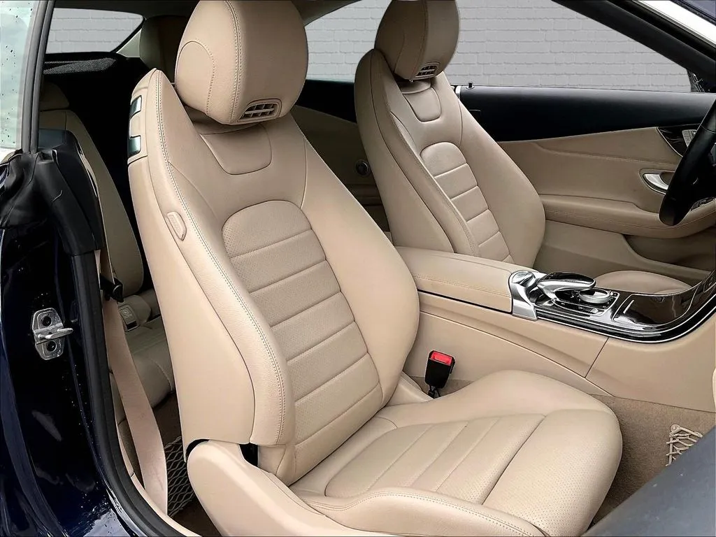 Mercedes-Benz C-Class photo 24
