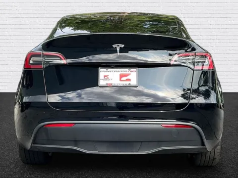 More photos of 2023 Tesla Model Y Standard Range at Gravity Autos Roswell, GA