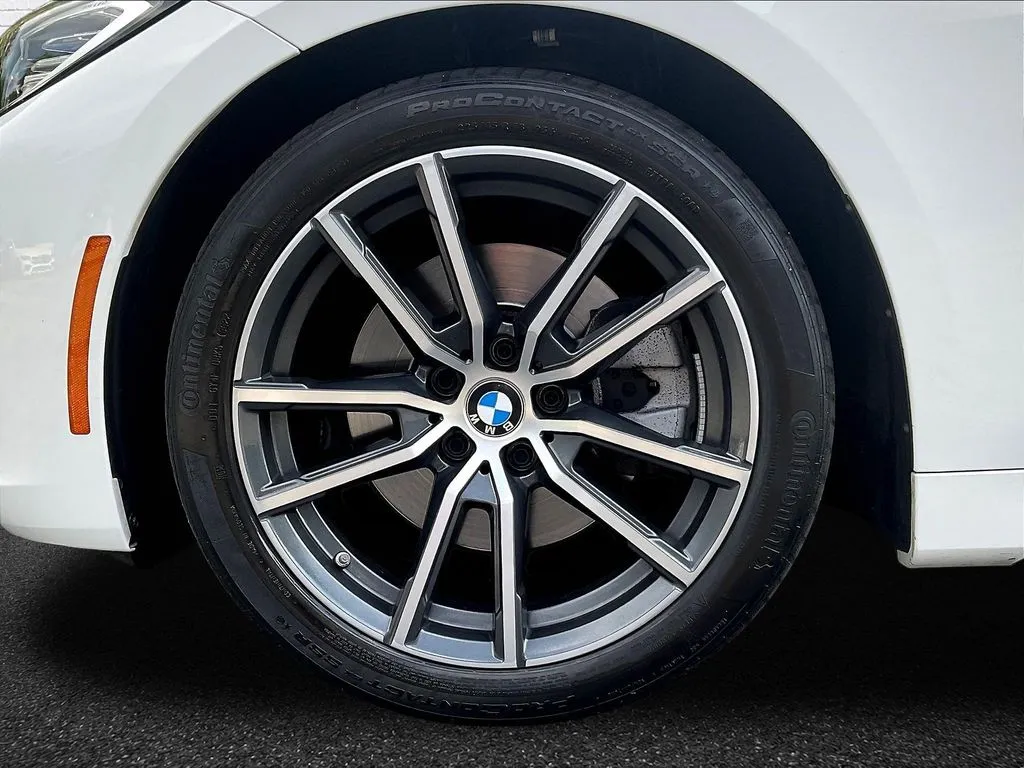 BMW 4 Series photo 26