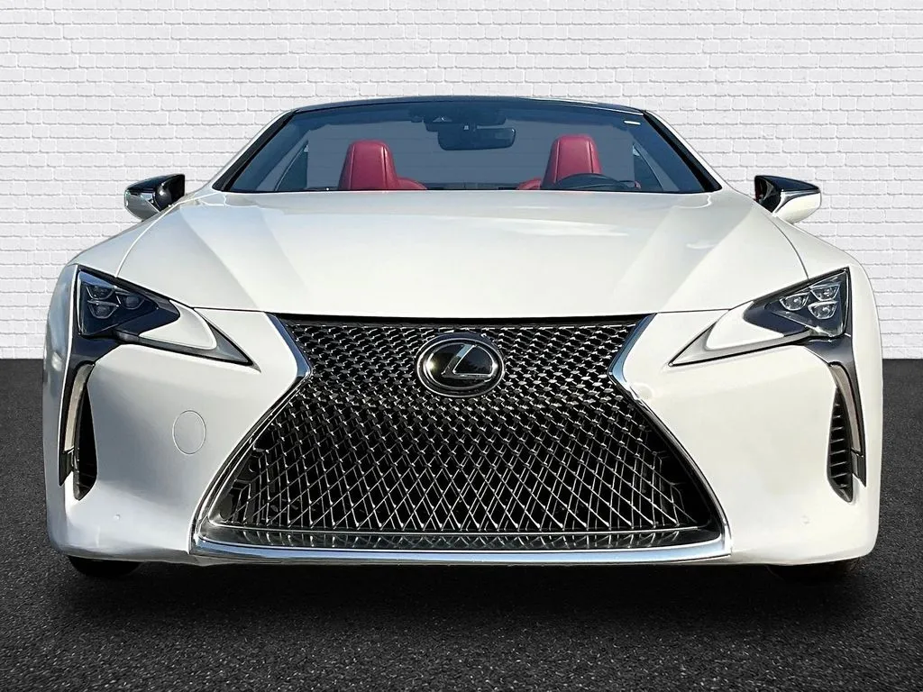 Lexus LC photo 2