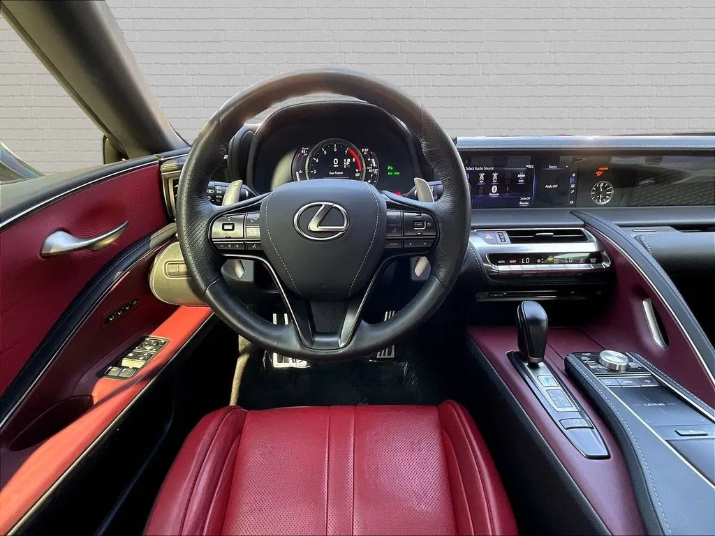 Lexus LC photo 8
