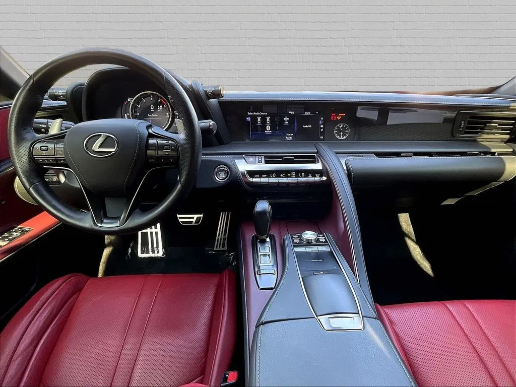 Lexus LC photo 7