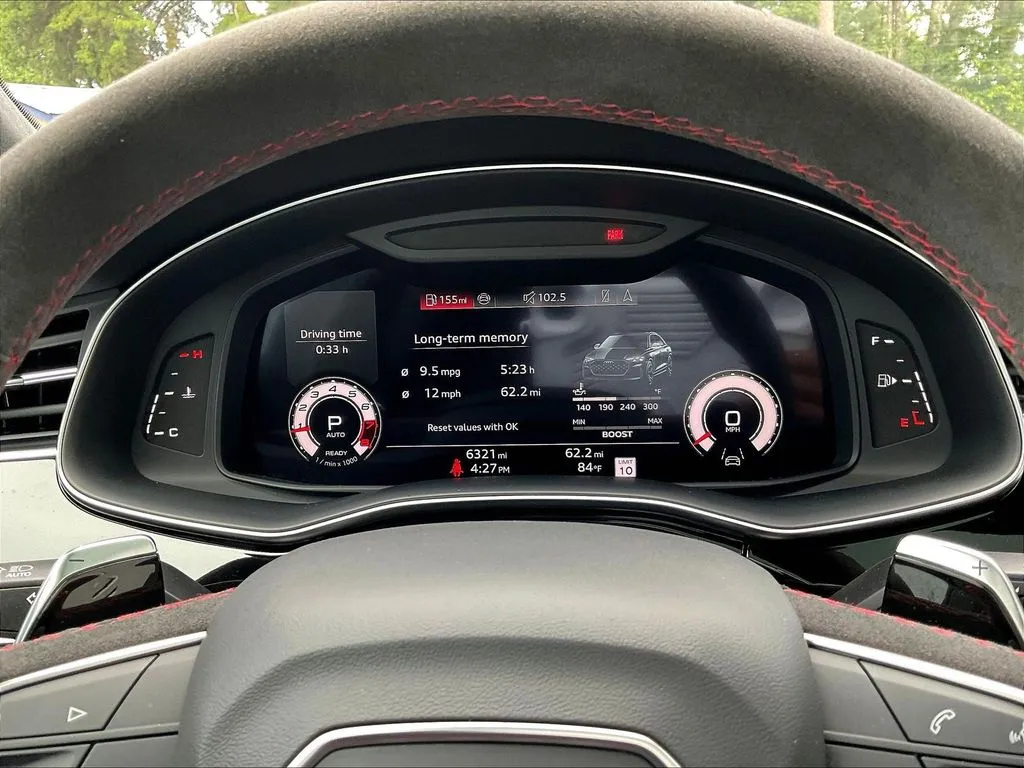 Audi RS Q8 performance photo 13