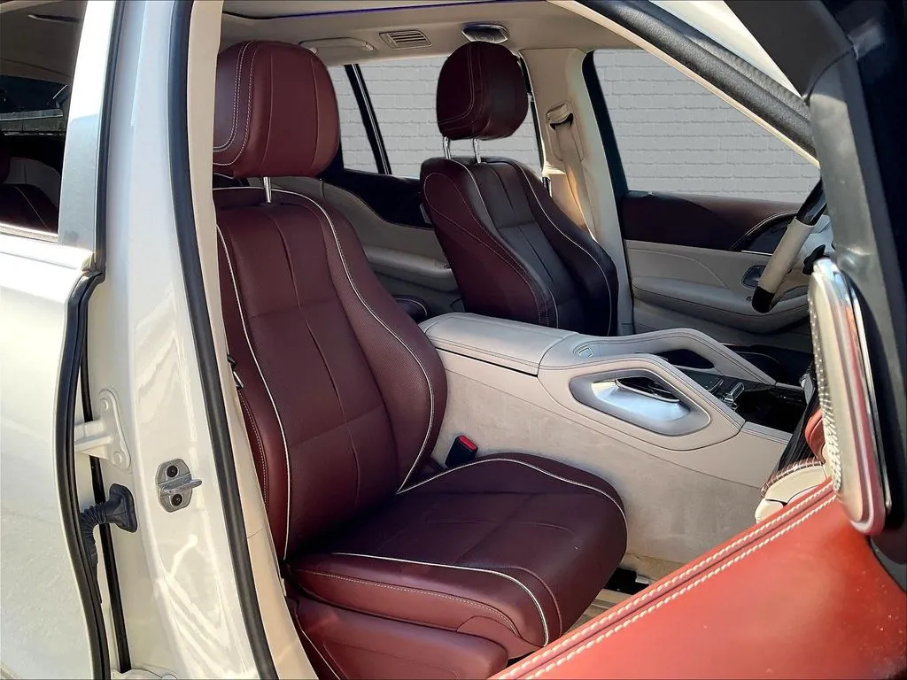 Mercedes-Benz GLS photo 27