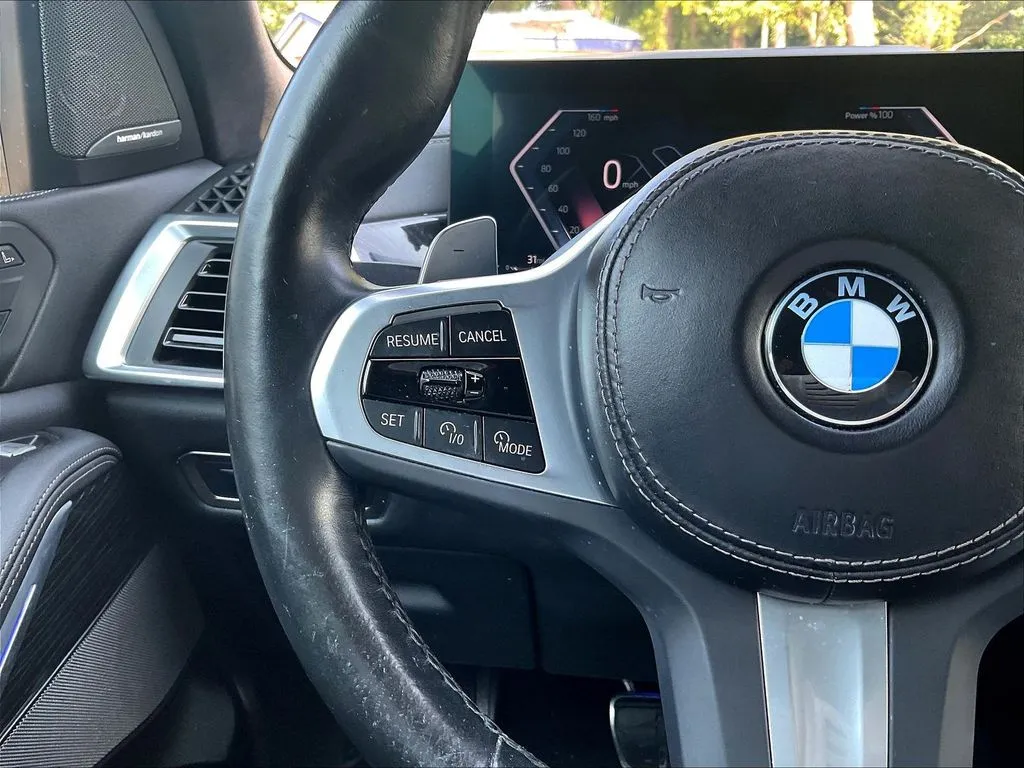 BMW X7 photo 10