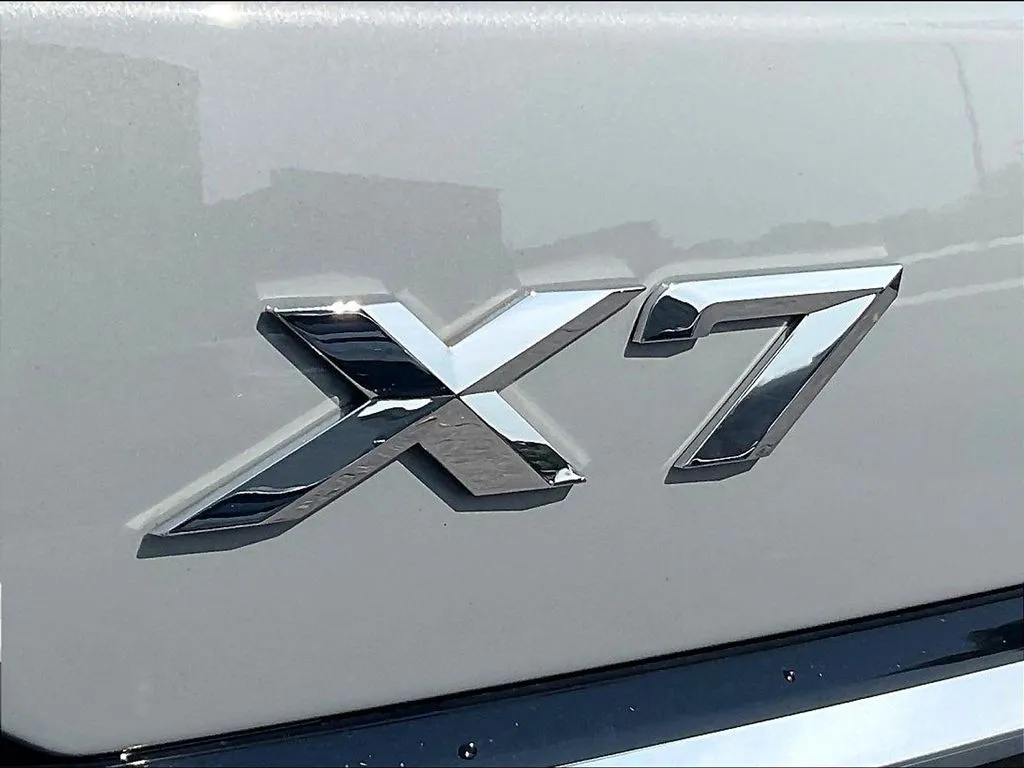 BMW X7 photo 21