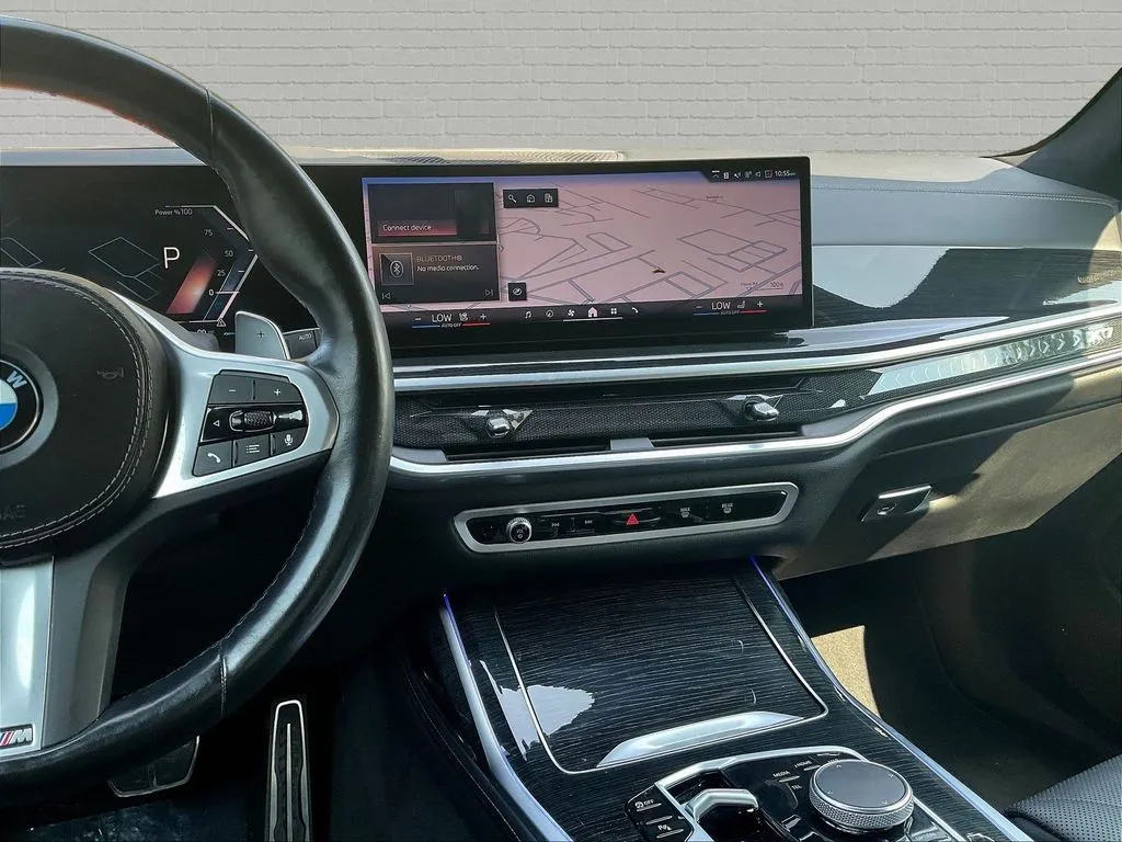 BMW X7 photo 9