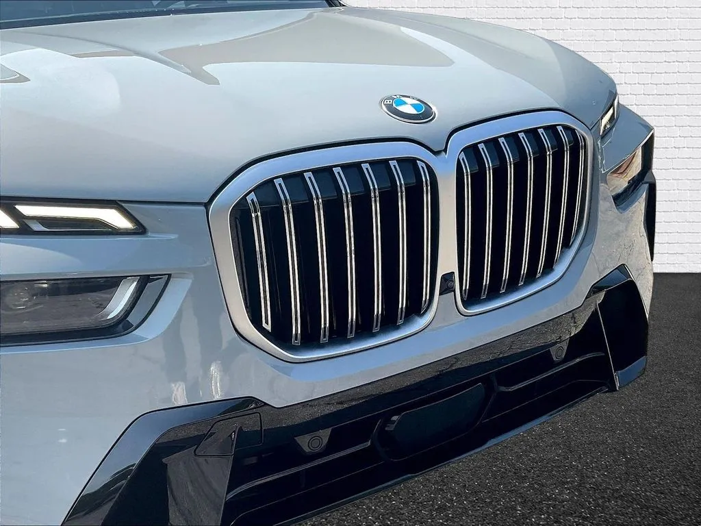 BMW X7 photo 26