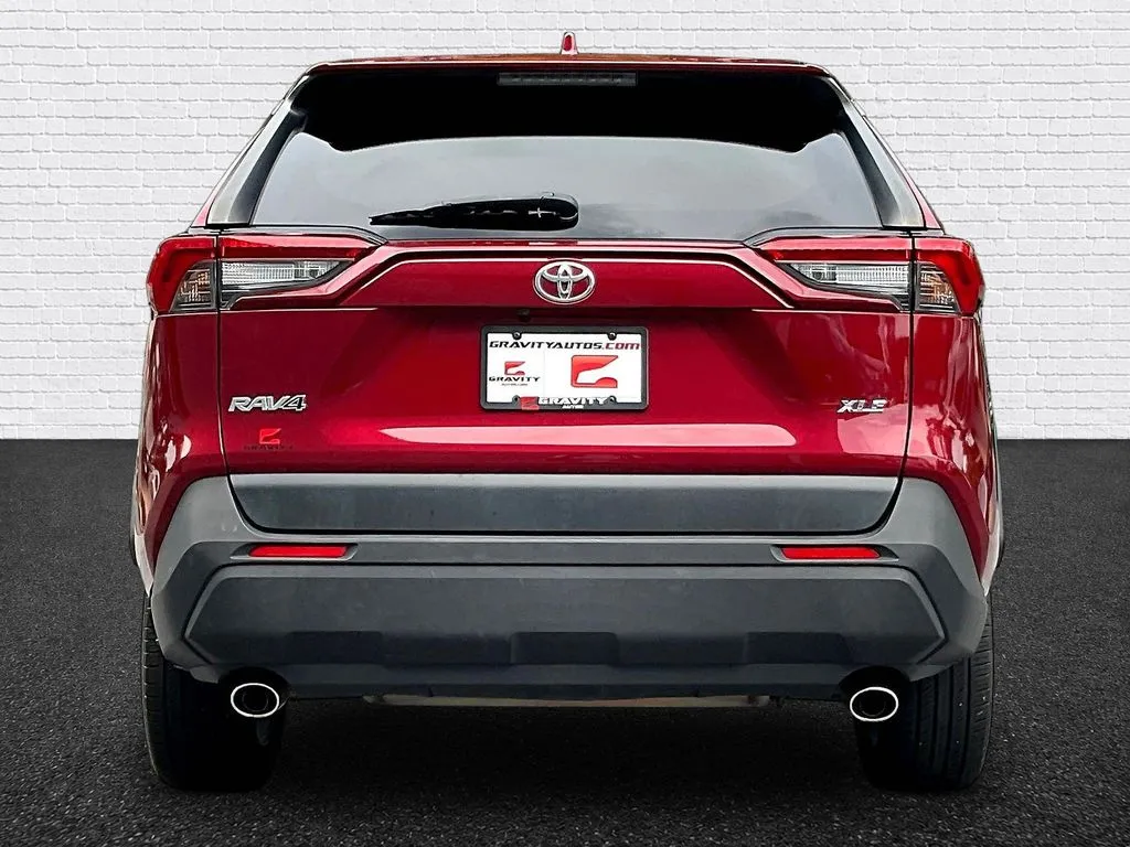 Toyota RAV4 photo 5