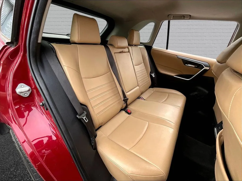 Toyota RAV4 photo 17