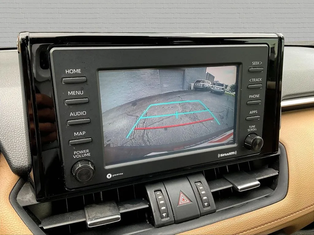 Toyota RAV4 photo 10