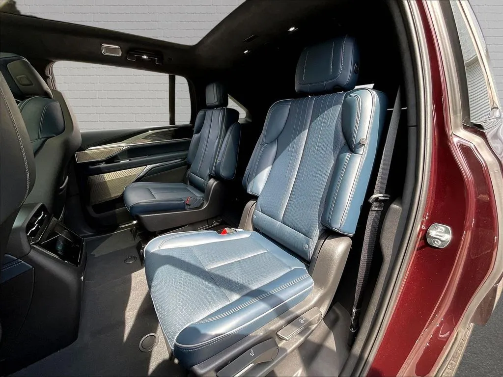 Cadillac Escalade IQ photo 19