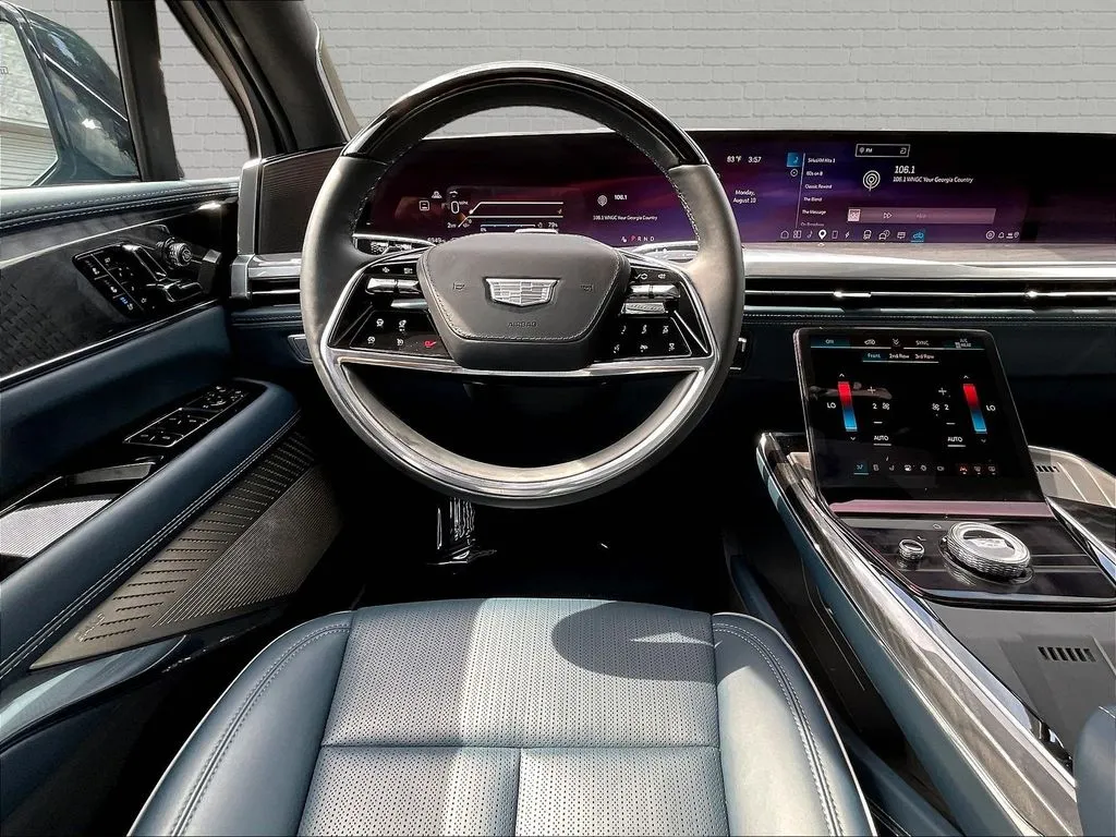 Cadillac Escalade IQ photo 8