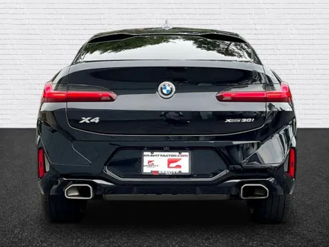 More photos of 2022 BMW X4 xDrive30i at Gravity Autos Roswell, GA