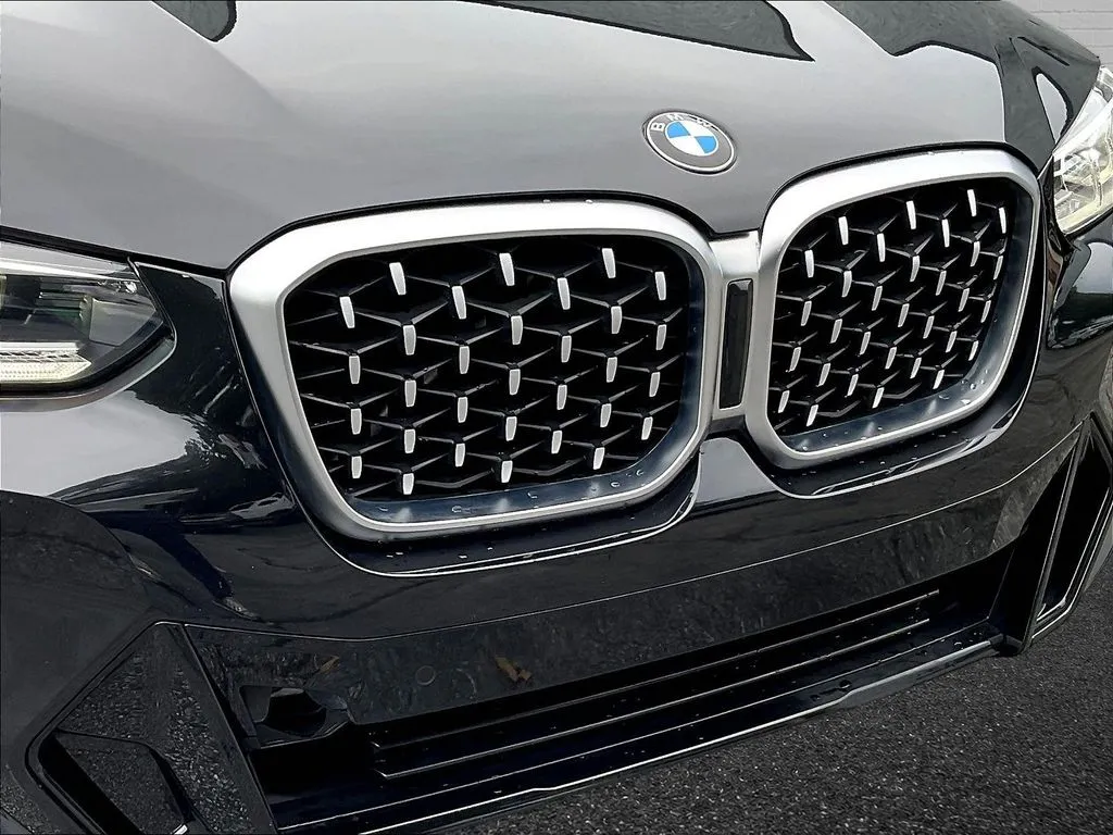 BMW X4 photo 28