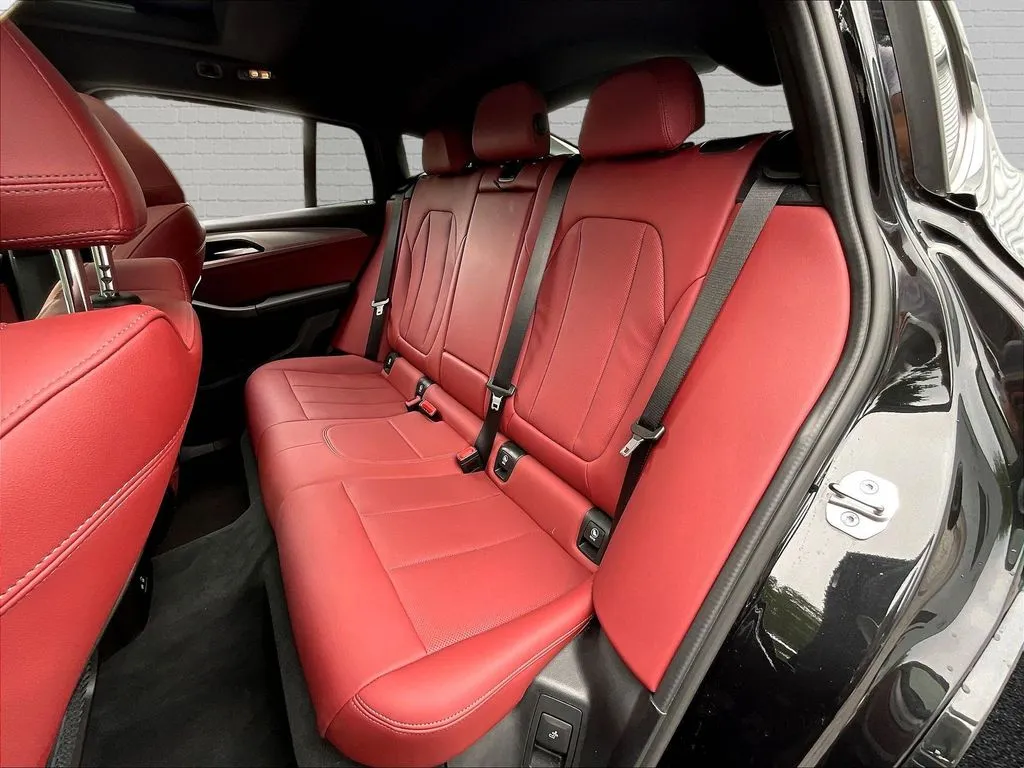 BMW X4 photo 20