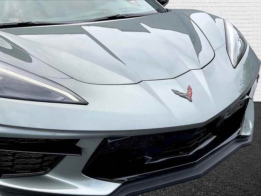 Chevrolet Corvette photo 23