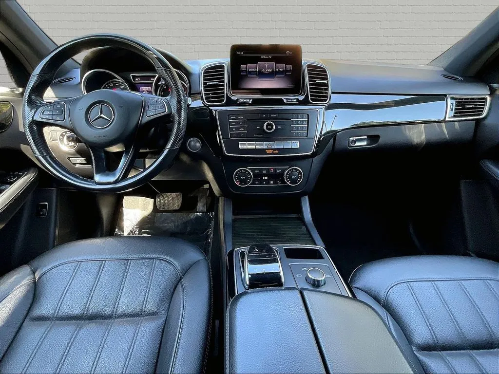 Mercedes-Benz GLE photo 6