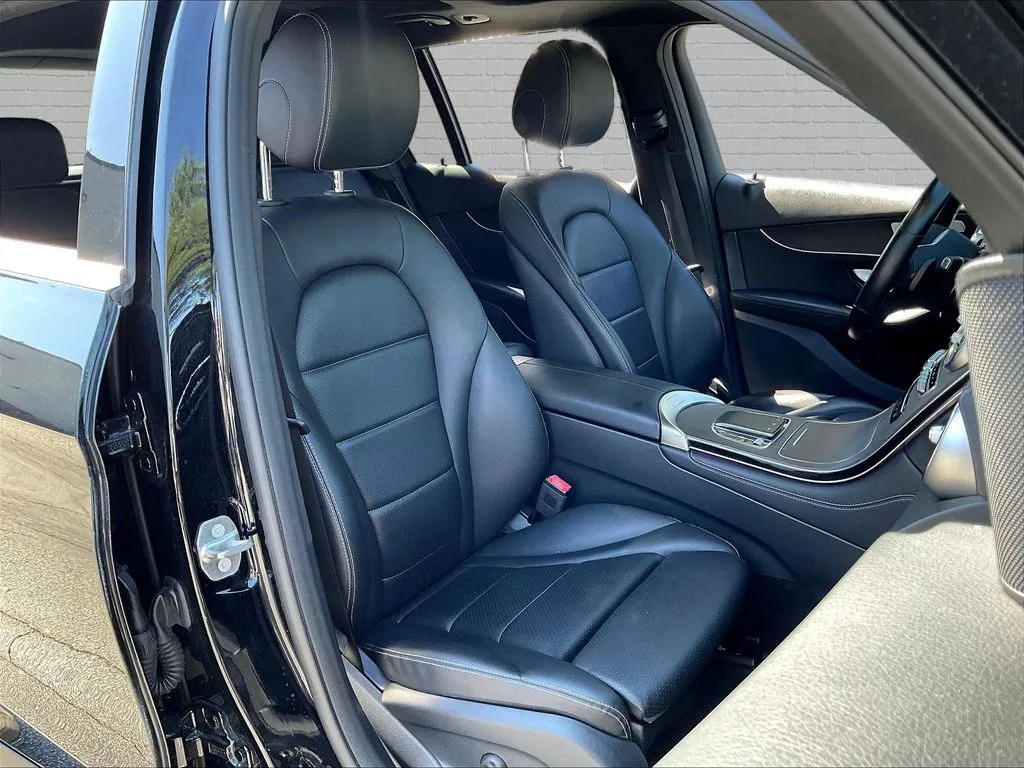 Mercedes-Benz GLC photo 25
