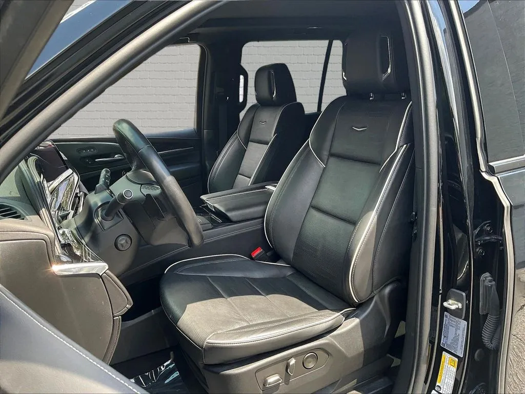 Cadillac Escalade photo 18
