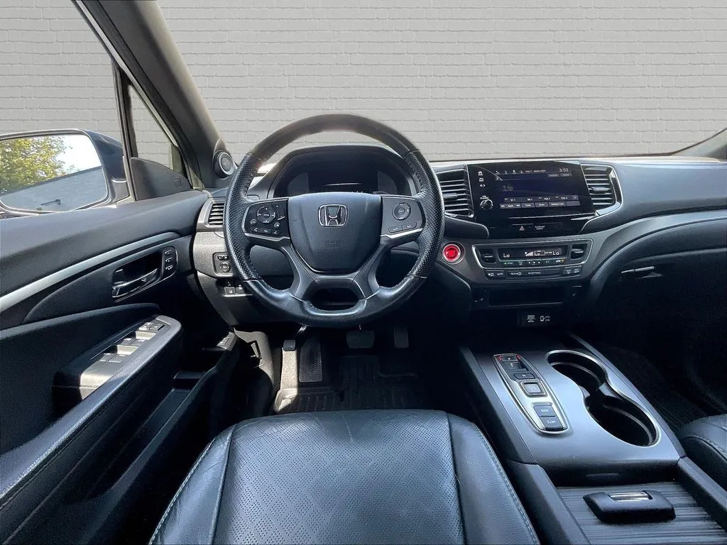 Honda Passport photo 8